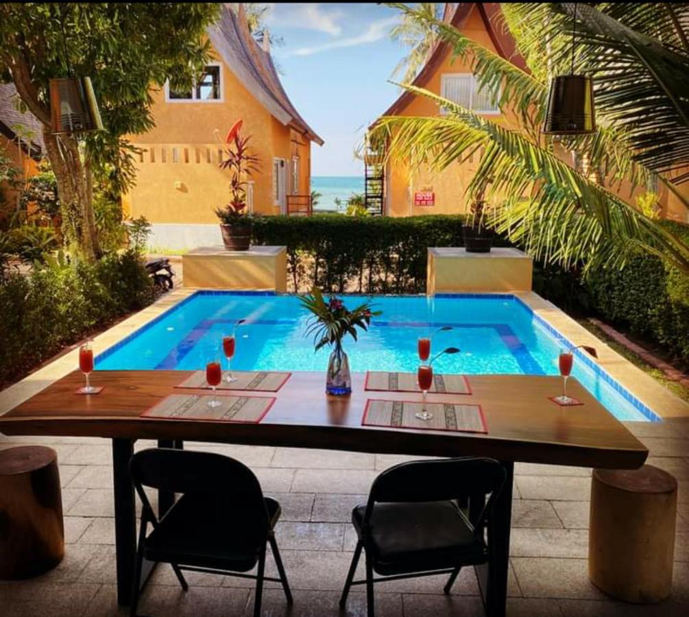 Vitamin Sea Villas チャン島 エクステリア 写真